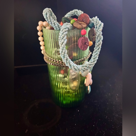 Mystery Cup “Desert Dreaming “ full of vintage estate Jewelry in a Saguaro glass - Picture 2 of 6